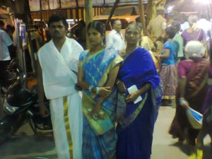 Sorappa Cholanar, His Sister and Mother